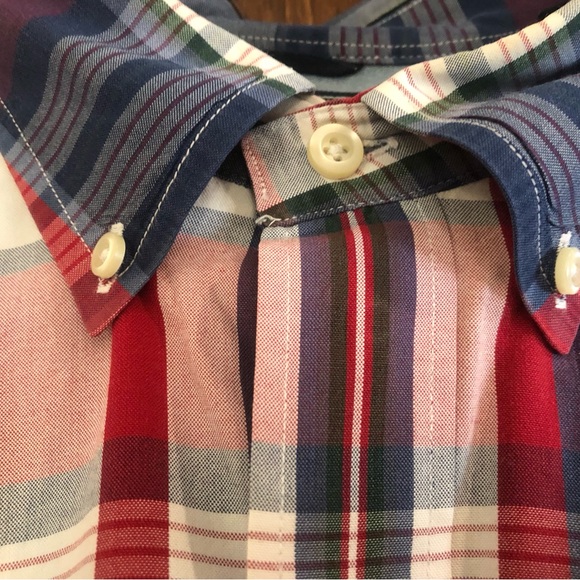 Nautica Men’s Big and Tall red, white and blue plaid button down shirt . - Picture 4 of 9